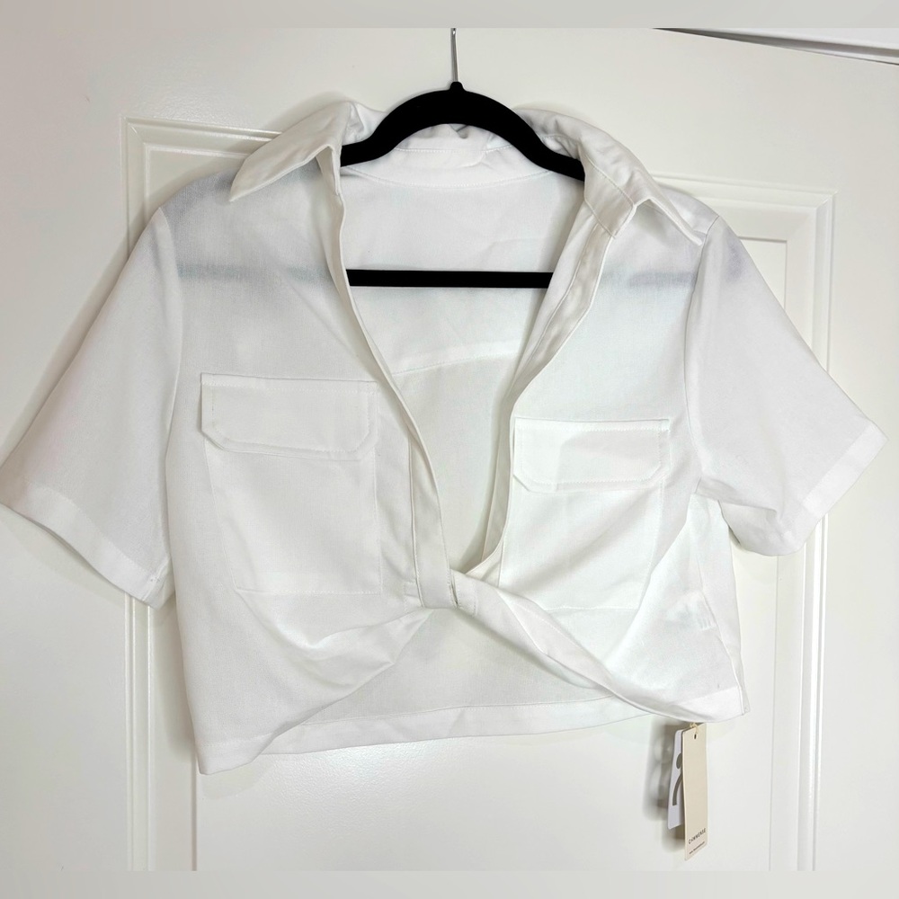 NWT Commense *Never Worn* Collared Crop Top